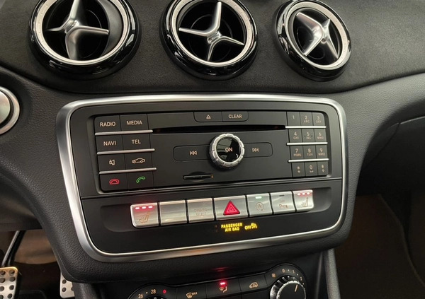 Mercedes-Benz GLA cena 98900 przebieg: 92000, rok produkcji 2017 z Wolbrom małe 781